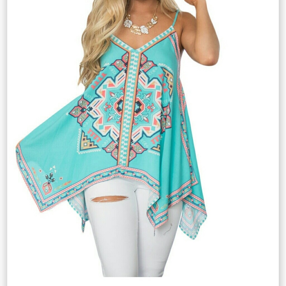 NWOT BOUTIQUE TOP